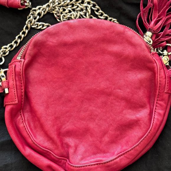 Pour La Victoria round crossbody bag - Picture 5 of 9